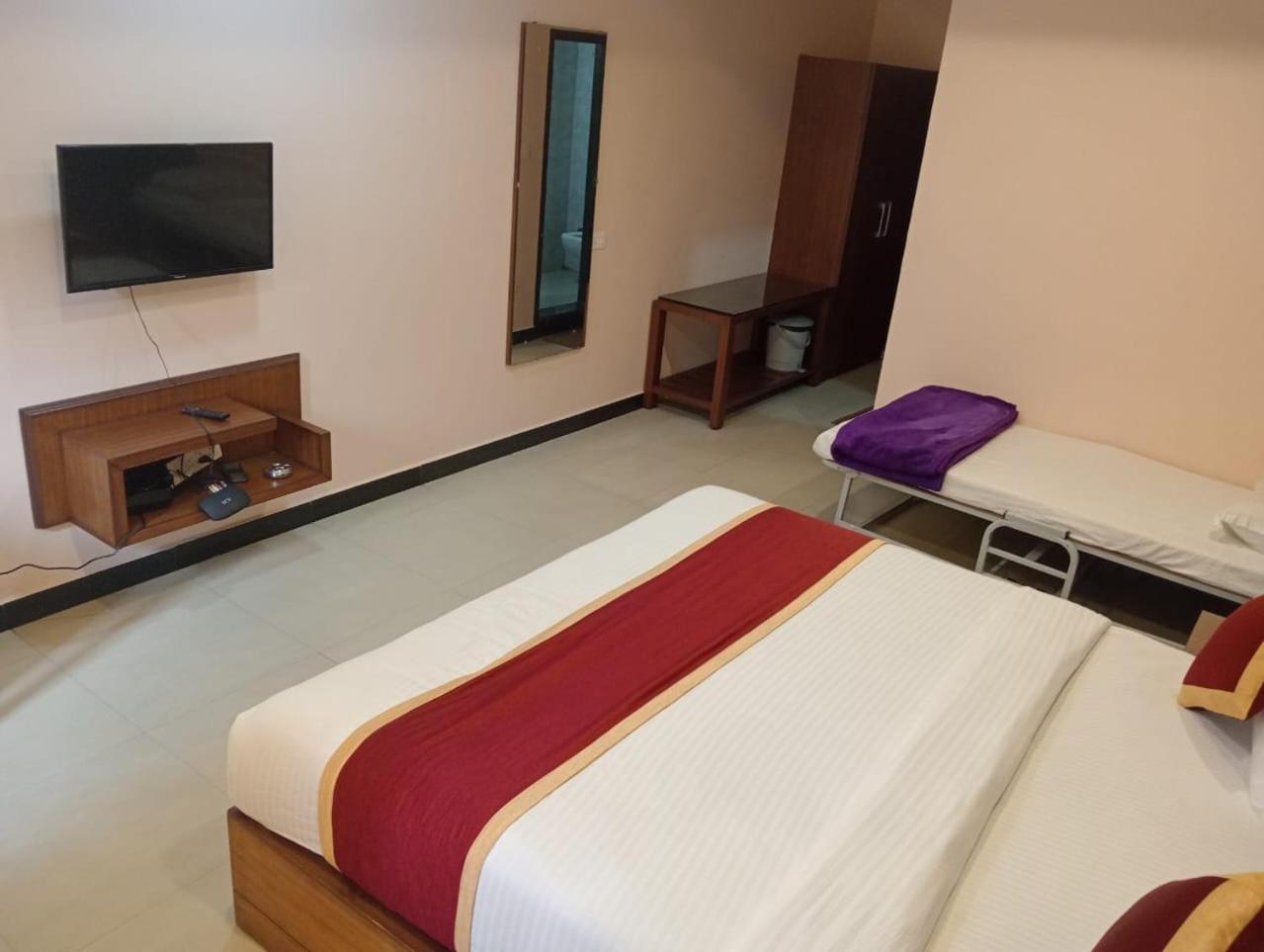 Hotel Le Castle Kodaikanal Luaran gambar